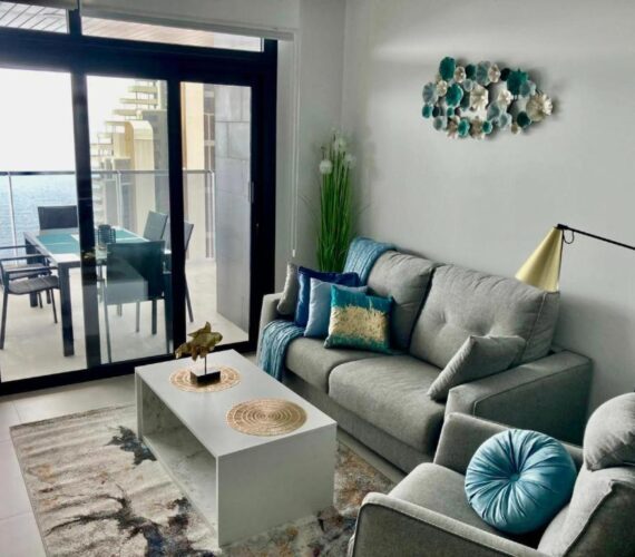 Sunset Waves Modern Apartment 200m From The Beach